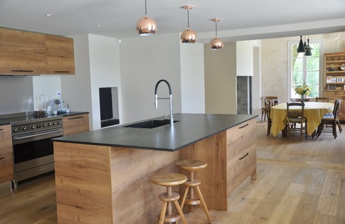 La Riviere House | Girondine nineteenth fully renovated in the heart of vineyards. Pool/Park.