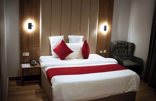 Ajerogun Hotel | Girozolin Hotel and Suites