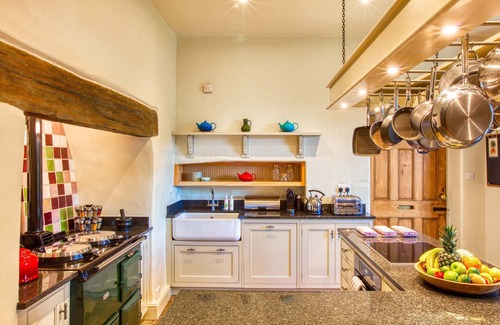 Totnes House | GITCOMBE HOUSE, family friendly, luxury holiday cottage in Cornworthy