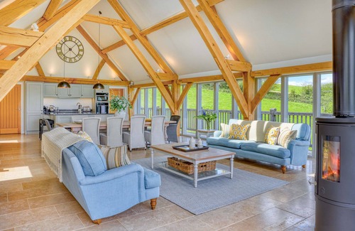 Totnes House | GITCOMBE RETREAT, luxury holiday cottage, with pool in Cornworthy