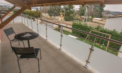 Beauvoir-de-Marc House | Gite à la ferme - 240m2 - billard - babyfoot