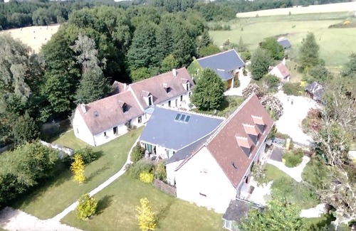 Chedigny House | Gite 4* Roses near Beauval zoo Chenonceau Tours with indoor swimming pool
