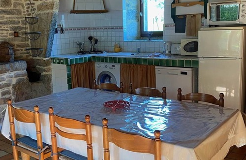 Gramat Apartment | Gite 6 people - “Le Romarin”