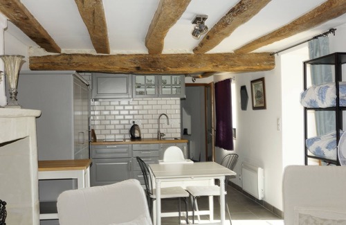 Chaveignes House | GITE ANGULUS RIDET - GRAPEVINE - Gîte 4/6 persons