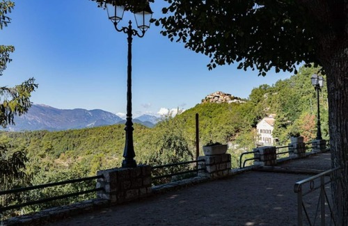 Revest-les-Roches Apartment | Gite Arrière Pays Niçois