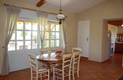 Le Puy House | Gite AUX Tuileries - LE PUY