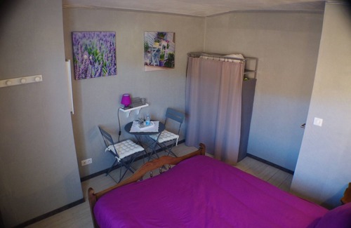 Coinches Bed & Breakfast | Gite Avec Sauna et Balnéo Privés