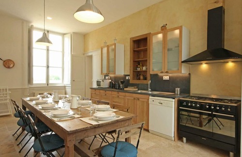 Bellavilliers Cottage | Gite Bellavilliers, 6 bedrooms, 14 persons