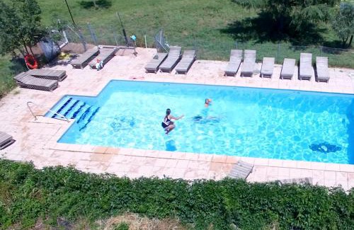 Le Puech Apartment | Gite Bergerie Piscine avec vue panoramique sur le Lac du Salagou