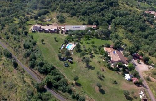 Le Puech Apartment | Gite Bergerie Piscine avec vue panoramique sur le Lac du Salagou
