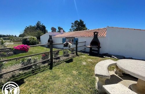 Bouin Cottage | Gite Bouin, 2 bedrooms, 6 persons