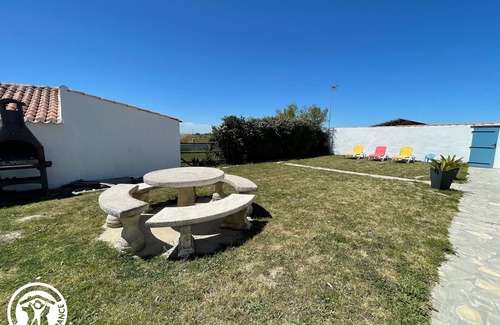 Bouin Cottage | Gite Bouin, 2 bedrooms, 6 persons