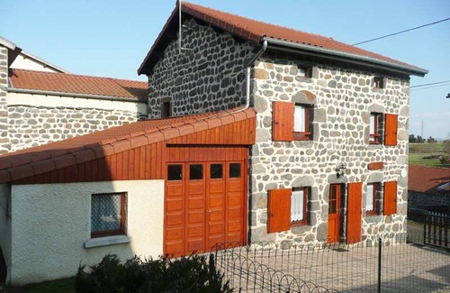 Ceyssac Cottage | Gite Ceyssac, 3 bedrooms, 6 persons