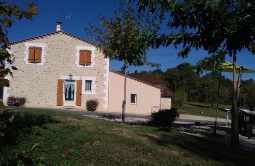 Champagnac-de-Belair Cottage | Gite Champagnac-de-Belair, 2 bedrooms, 4 persons