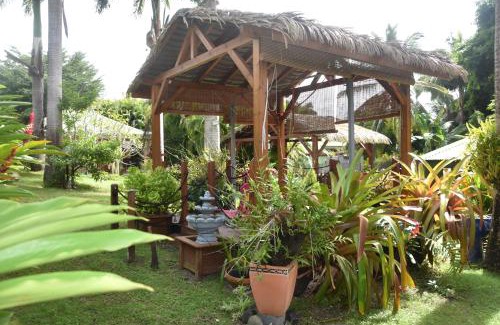 Le Moule House | Gite d'Arles Bungalow "Ti Polo"