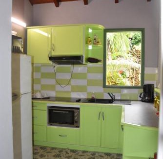 Le Moule House | Gite d'Arles Bungalow "Ti Polo"