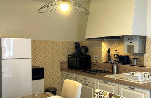 Oloron-Sainte-Marie Apartment | Gîte d'Ossau, cosy apartment in the heart of the Sainte Croix district