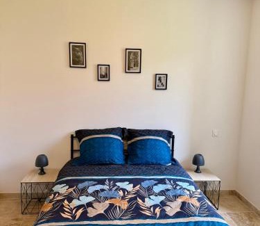 Rouffignac-Saint-Cernin-de-Reilhac House | Gite de charme avec piscine 4 chambres