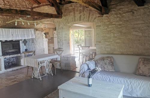 Pons House | Gite de caractère, piscine et vue