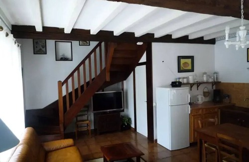 Cublac Villa | Gîte de France The heights of the valade 3 ears - Gîte de France 4 people