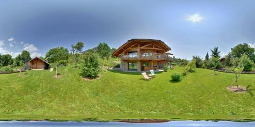 Saint-Andre-d'Embrun Apartment | GITE DES CHAMBRES D'OREL