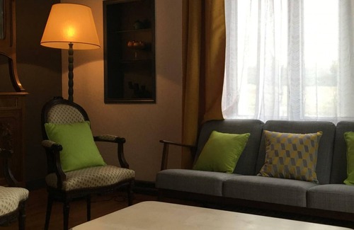 Dhuizon Cottage | Gite Dhuizon, 5 bedrooms, 8 persons