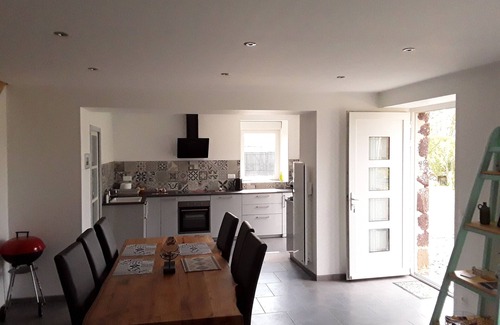 Ver House | Gite dizeau in the countryside peaceful location only 15 mins from the sea.