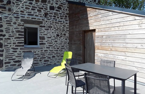 Ver House | Gite dizeau in the countryside peaceful location only 15 mins from the sea.
