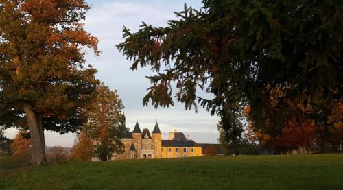 Mers-sur-Indre House | Gite du Château du Magnet