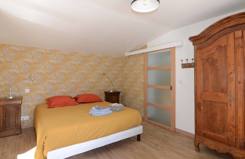 Saint-Germain-de-Livet Cottage | Gite du golf du domaine de la Mésange