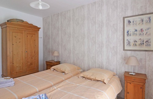 Saint-Germain-de-Livet Cottage | Gite du golf du domaine de la Mésange