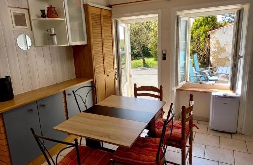 Mareuil-Sur-Lay-Dissais House | GITE ENTRE TERRE ET MER GRAND STUDIO