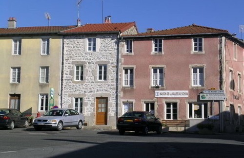 Ferrieres-sur-Sichon Cottage | Gite Ferrières-sur-Sichon, 3 bedrooms, 6 persons