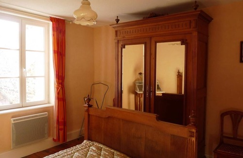 Ferrieres-sur-Sichon Cottage | Gite Ferrières-sur-Sichon, 3 bedrooms, 6 persons