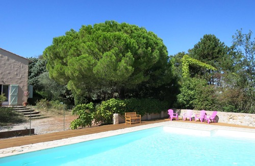Laurac Apartment | Gîte for 5 people, 2 bedrooms, swimming pool, nature and tranquillity guaranteed