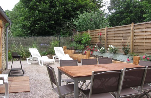 Corseul Cottage | Gîte for 8 people in a charming house, 10 minutes from the sea