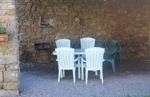 Saint-Martin-des-Tilleuls Cottage | Gite Saint-Martin-des-Tilleuls, 3 bedrooms, 6 persons