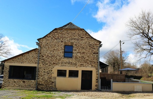 Sainte-Juliette-sur-Viaur Cottage | Gite 1 at Gary's equestrian farm