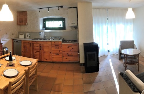 Lafarre House | Gite Glycine *, at Domaine de Clarat