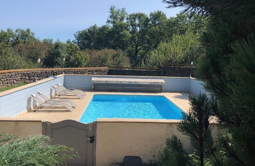 Saint-Alyre-es-Montagne House | Gîte in the mountains 1140m facing the swimming pool ideal for hiking guaranteed change of scenery