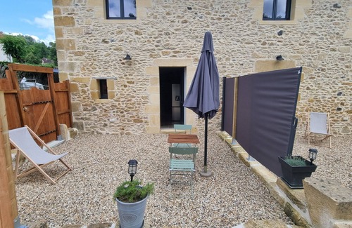 Sarlat-la-Caneda House | Gite in Sarlat in a renovated barn, 15 minutes' walk from the historic center.
