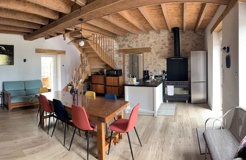 Louisfert House | Gîte "Le Pré en Bulles" in the heart of a wood, sleeps up to 8.