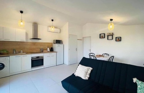 Montady House | Gite la Canague Neuve