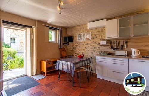 Saint-Augustin-des-Bois Cottage | Gite La Chevalerie