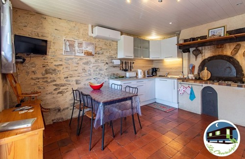 Saint-Augustin-des-Bois Cottage | Gite La Chevalerie