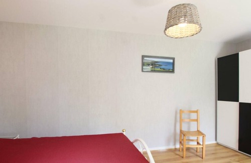 Sainte-Croix-Hague Cottage | Gite La Hague, 2 bedrooms, 4 persons