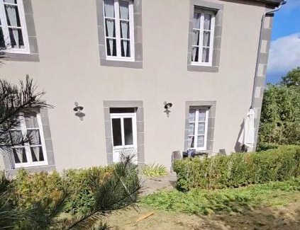 Saint-Anastaise Apartment | Gite La Lumette