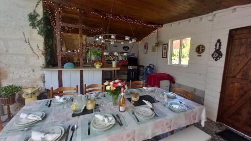 Rudeau-Ladosse House | Gite La Pipistrelle