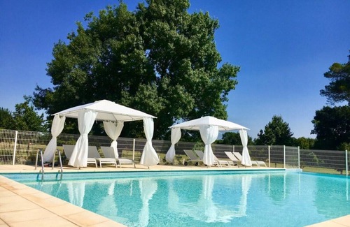 Le Cres Cottage | Gite La Tour for 4 persons with swimming pool near Montpellier
