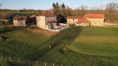 Quezac House | Gite Lamalpapoche